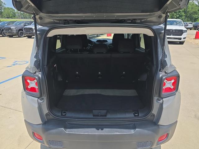 Photo of 2022 Sting Gray Clearcoat Jeep Renegade