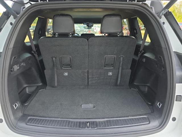 Photo of 2024 Bright White Clearcoat Jeep Grand Cherokee L