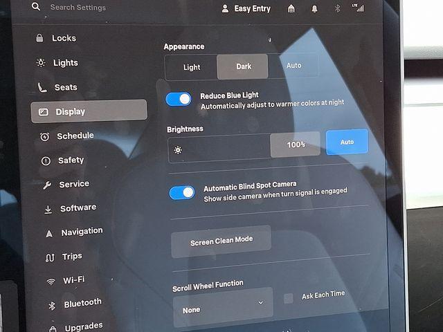 Photo of 2021 Black Tesla Model 3