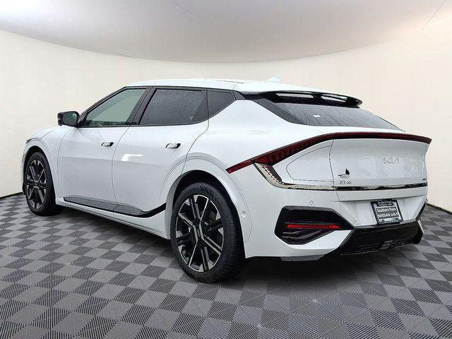 Photo of 2025 Glacier White Pearl Kia EV6