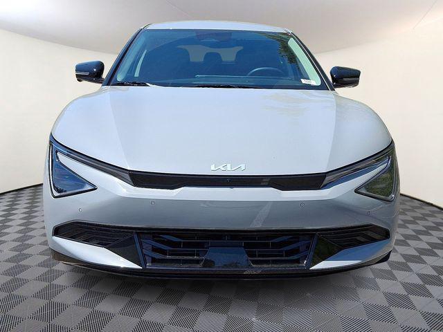 Photo of 2025 Wolf Gray Kia EV6