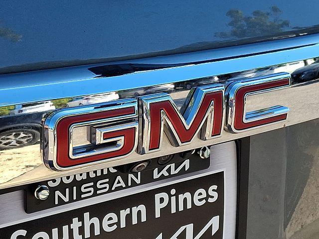 Photo of 2021 Satin Steel Metallic GMC Acadia