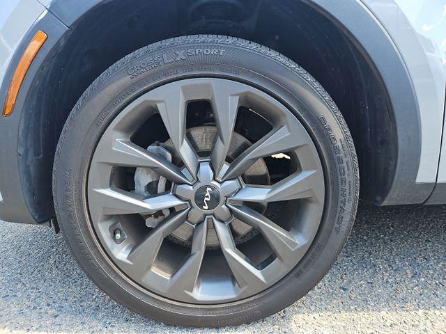 Photo of 2023 Wolf Gray Kia Sorento