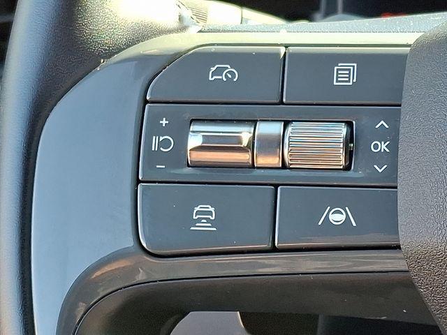 Photo of 2024 Aurora Black Pearl Kia EV9