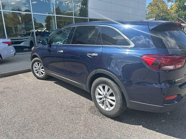 Photo of 2019 Blaze Blue Kia Sorento