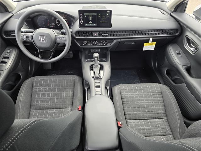 Photo of 2026 Platinum White Pearl Honda HR-V