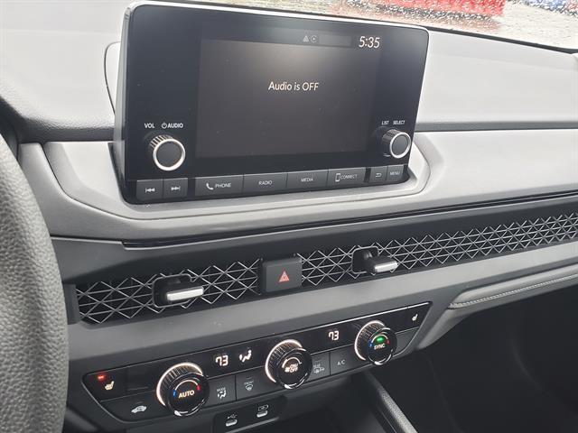 Photo of 2024 Gray Honda Accord