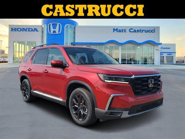 Photo of 2025 Radiant Red Metallic II Honda Pilot