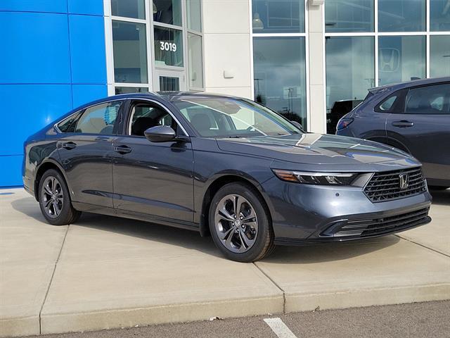 Photo of 2025 Meteorite Gray Metallic Honda Accord Hybrid
