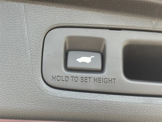 Photo of 2026 Radiant Red Metallic Honda CR-V Hybrid