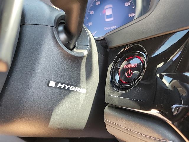 Photo of 2025 Platinum White Pearl Honda Accord Hybrid