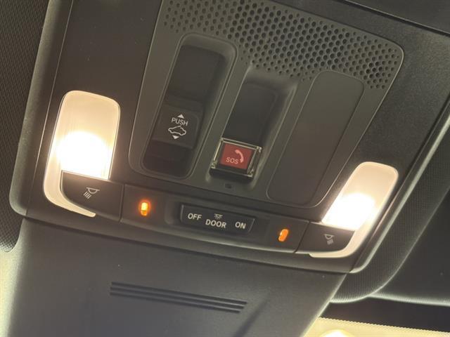Photo of 2026 Urban Gray Pearl Honda CR-V Hybrid