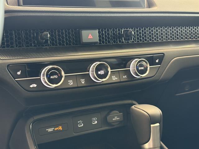 Photo of 2026 Urban Gray Pearl Honda CR-V Hybrid