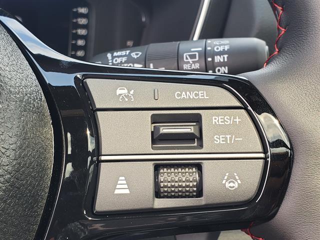 Photo of 2025 Platinum White Pearl Honda Pilot