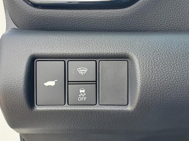 Photo of 2025 Platinum White Pearl Honda Pilot