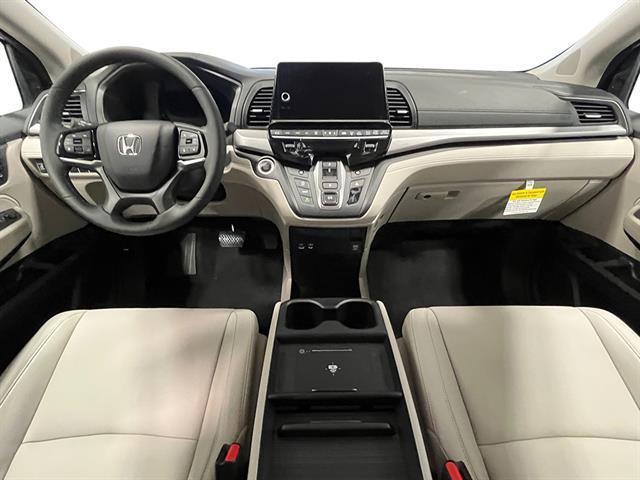 Photo of 2026 Platinum White Pearl Honda Odyssey