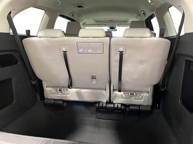 Photo of 2026 Platinum White Pearl Honda Odyssey