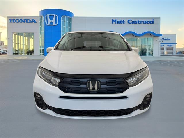 Photo of 2026 Platinum White Pearl Honda Odyssey