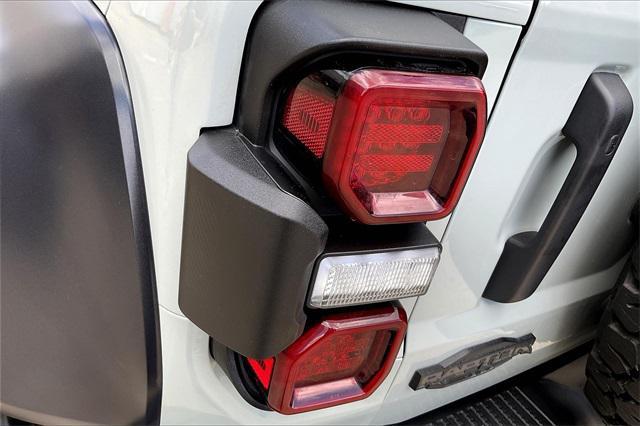 Photo of 2022 Cactus Gray Ford Bronco
