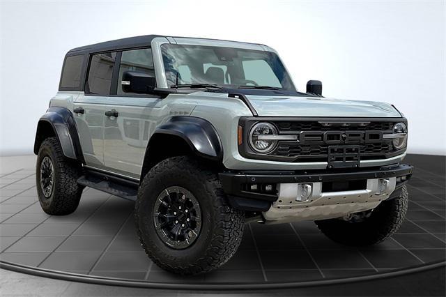 Photo of 2022 Cactus Gray Ford Bronco