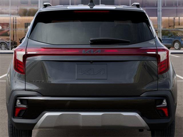 Photo of 2025 Gravity Gray Kia Seltos