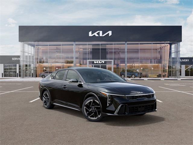 Photo of 2025 Aurora Black Pearl Kia K4