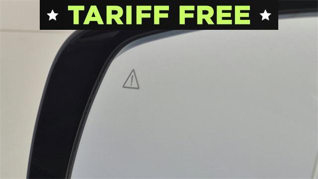 Photo of 2023 Aurora Black Pearl Kia Carnival