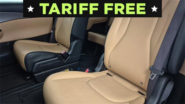 Photo of 2023 Aurora Black Pearl Kia Carnival