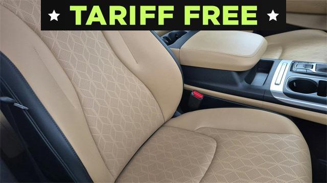 Photo of 2023 Aurora Black Pearl Kia Carnival