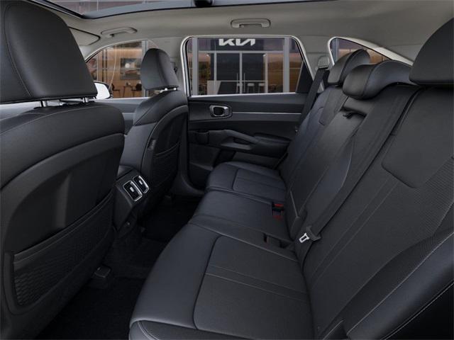 Photo of 2025 Glacial White Pearl Kia Sorento