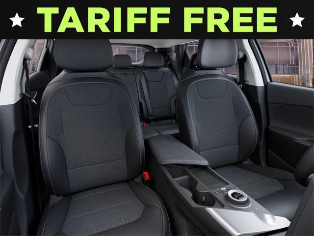 Photo of 2025 Glacier White Pearl Kia EV6