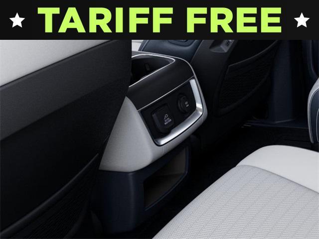 Photo of 2026 Snow White Pearl Kia Carnival
