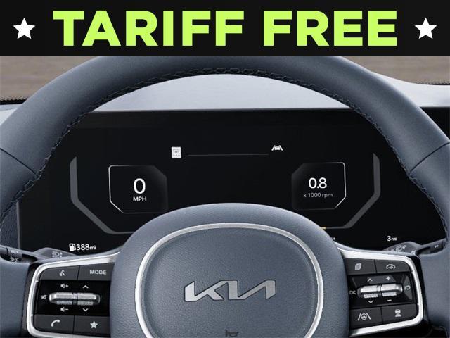 Photo of 2026 Snow White Pearl Kia Carnival