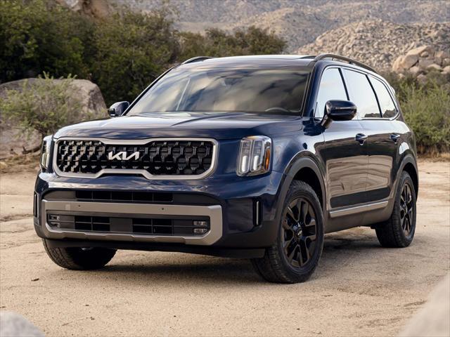 Photo of 2024 Glacial White Pearl Kia Telluride