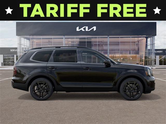 Photo of 2025 Black Kia Telluride