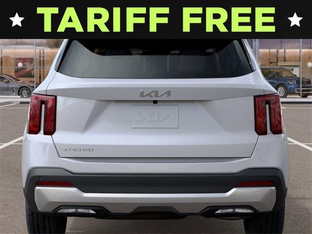 Photo of 2025 White Kia Sorento