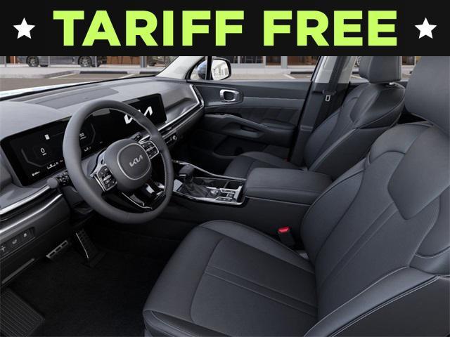 Photo of 2025 White Kia Sorento