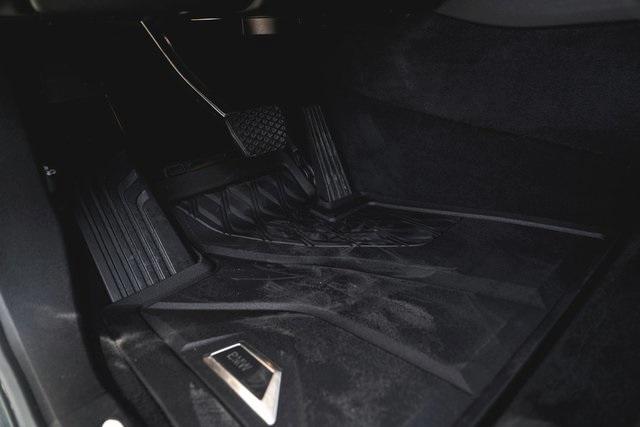 Photo of 2023 Alpine White BMW X5
