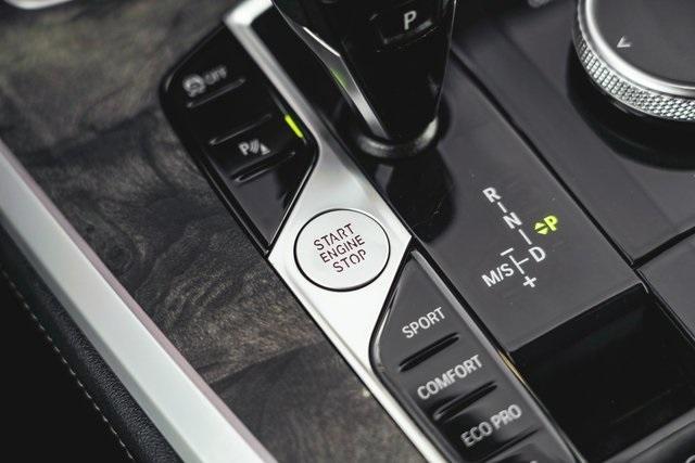 Photo of 2023 Alpine White BMW X5