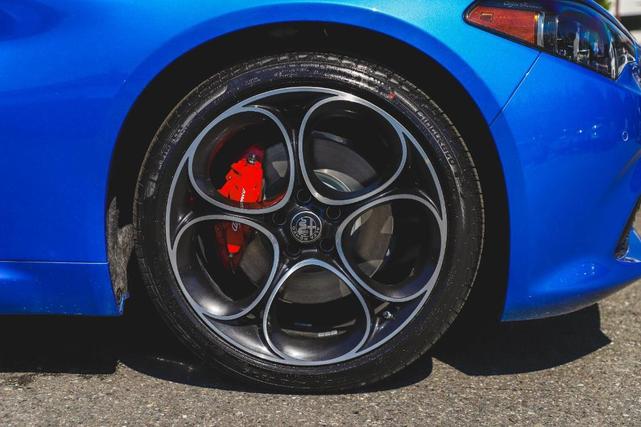 Photo of 2025 Misano Blue Metallic Alfa Romeo Giulia