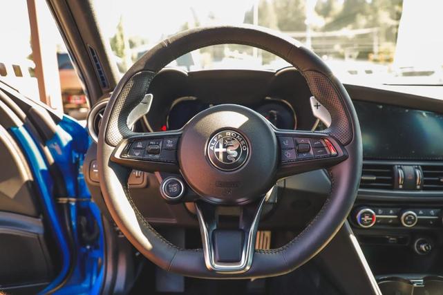 Photo of 2025 Misano Blue Metallic Alfa Romeo Giulia