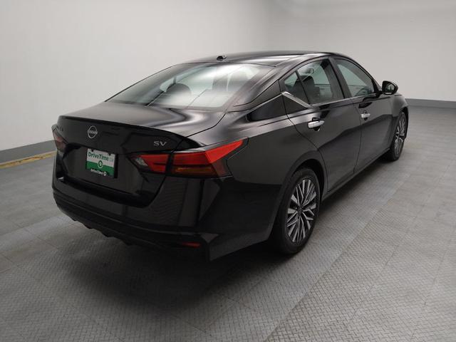 Photo of 2024 Super Black Nissan Altima