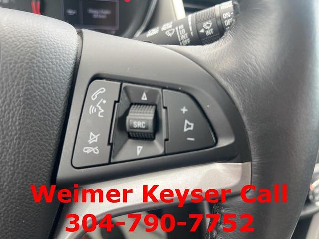 Photo of 2022 Summit White Chevrolet Trax
