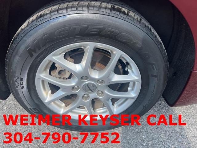 Photo of 2023 Velvet Red Pearlcoat Chrysler Pacifica