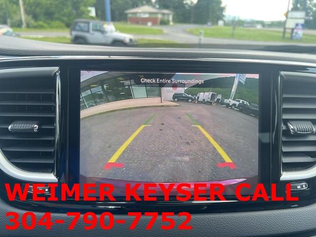 Photo of 2023 Velvet Red Pearlcoat Chrysler Pacifica