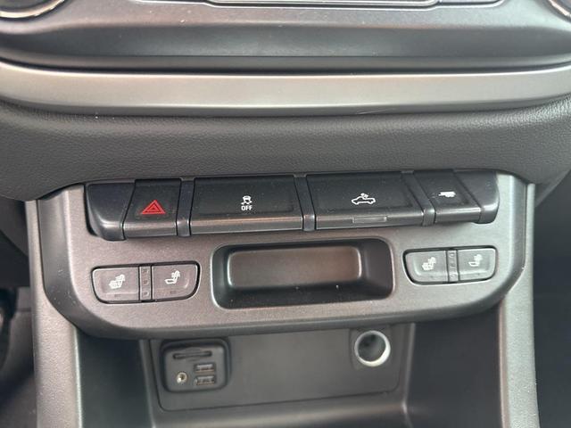 Photo of 2022 Summit White Chevrolet Colorado