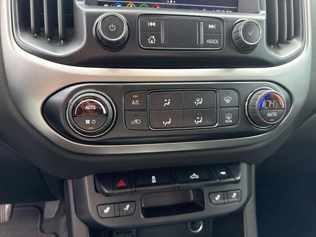 Photo of 2022 Summit White Chevrolet Colorado