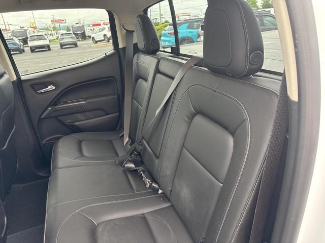 Photo of 2022 Summit White Chevrolet Colorado