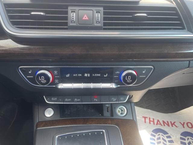 Photo of 2019 Manhattan Gray Metallic Audi Q5