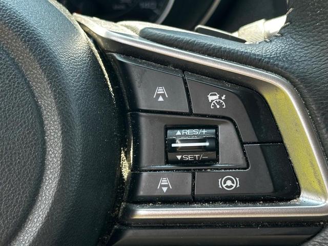 Photo of 2022 Ice Silver Metallic Subaru Ascent